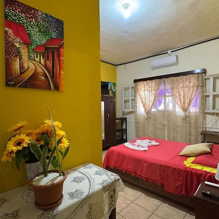 Casa Maya Itza Flores Luaran gambar