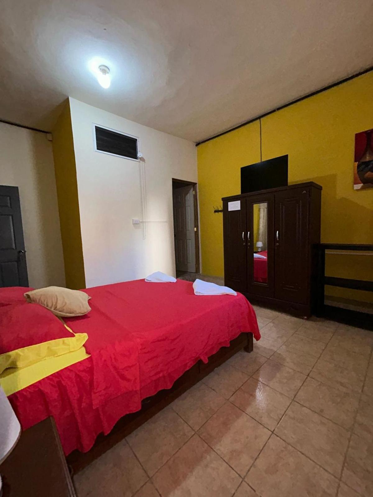 Casa Maya Itza Flores Luaran gambar