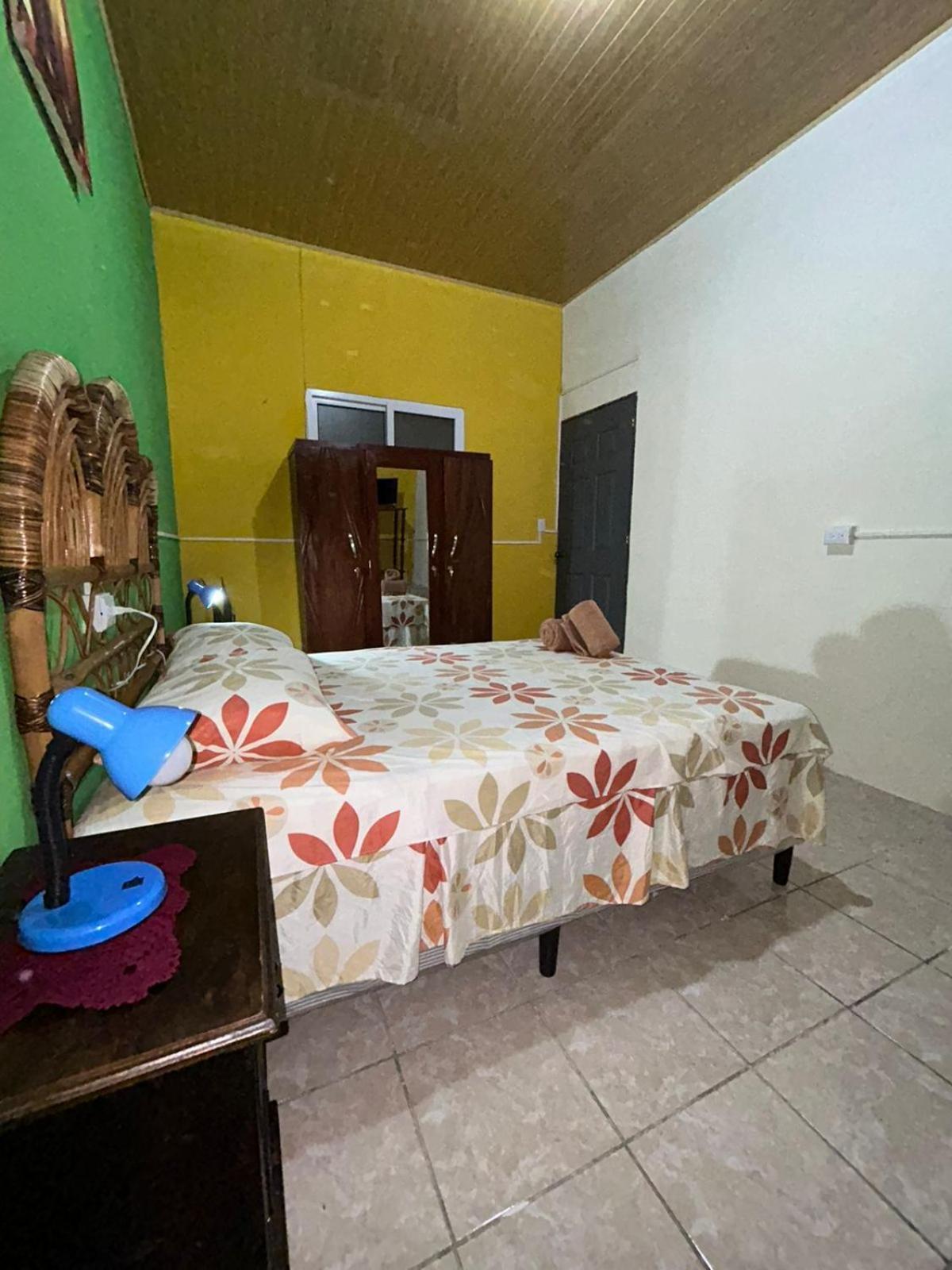 Casa Maya Itza Flores Luaran gambar