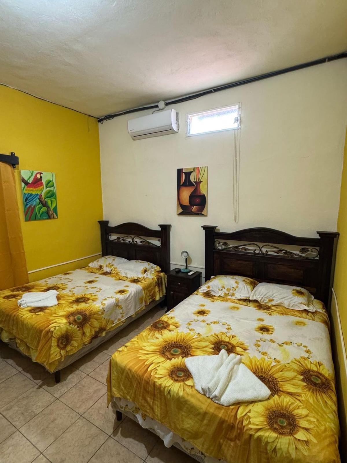 Casa Maya Itza Flores Luaran gambar