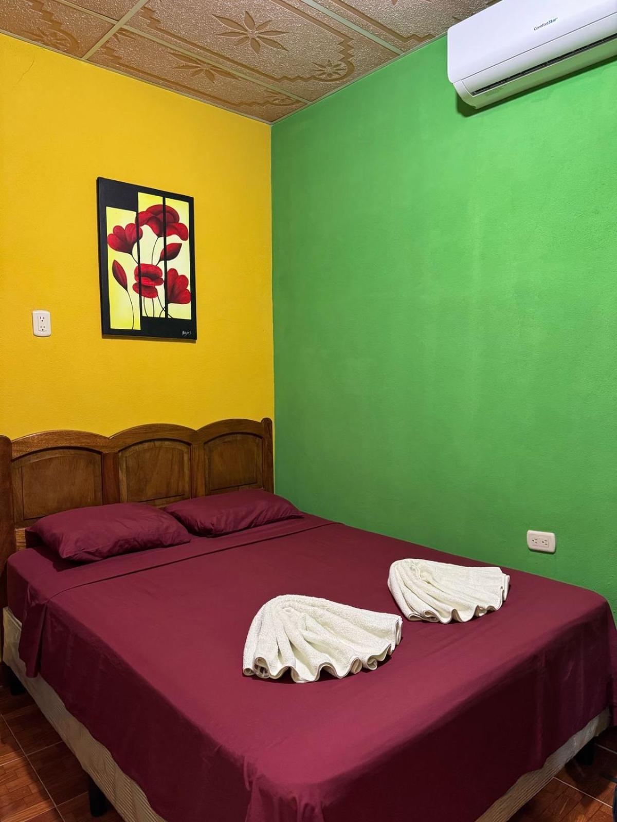 Casa Maya Itza Flores Luaran gambar